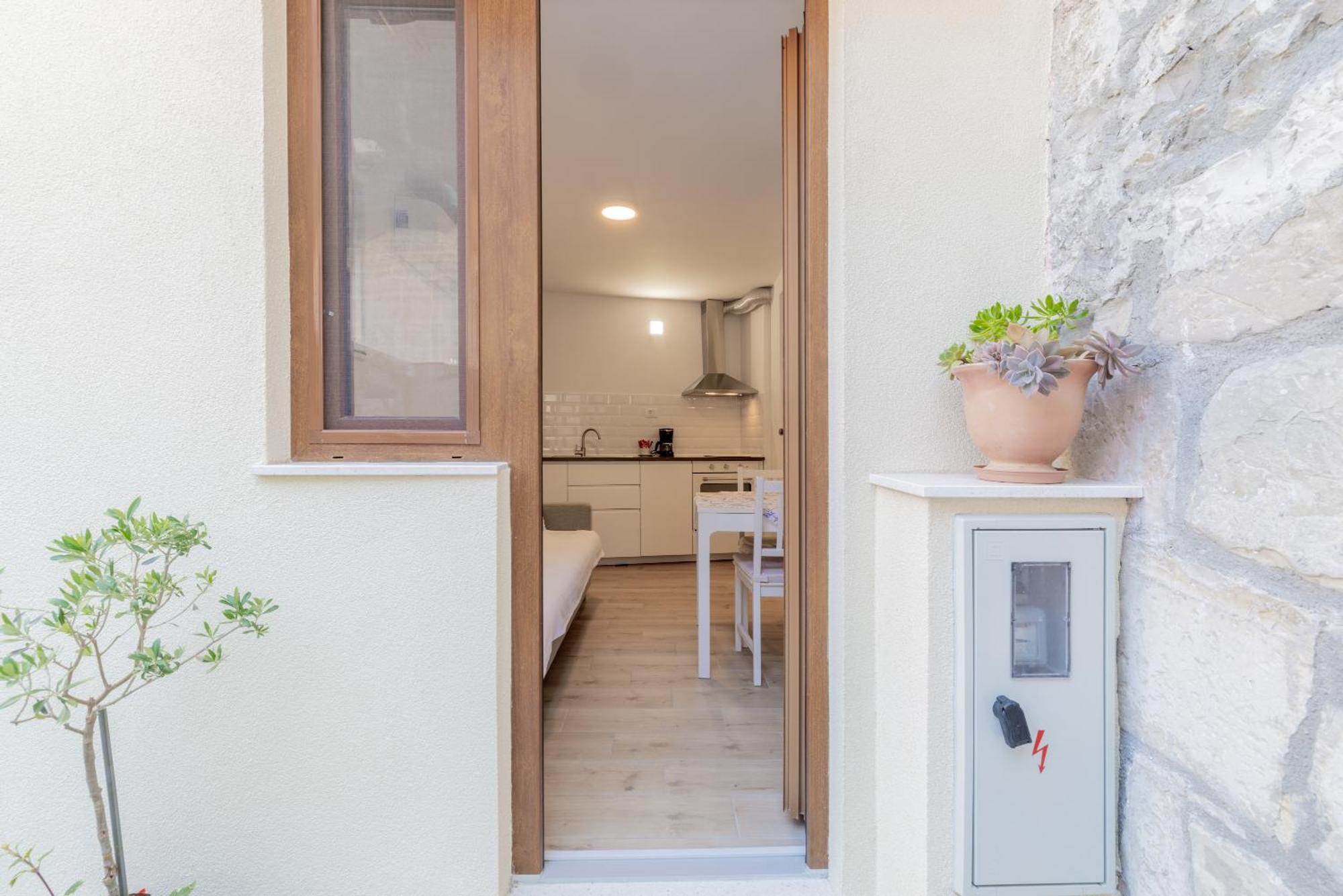 Ivan Apartament