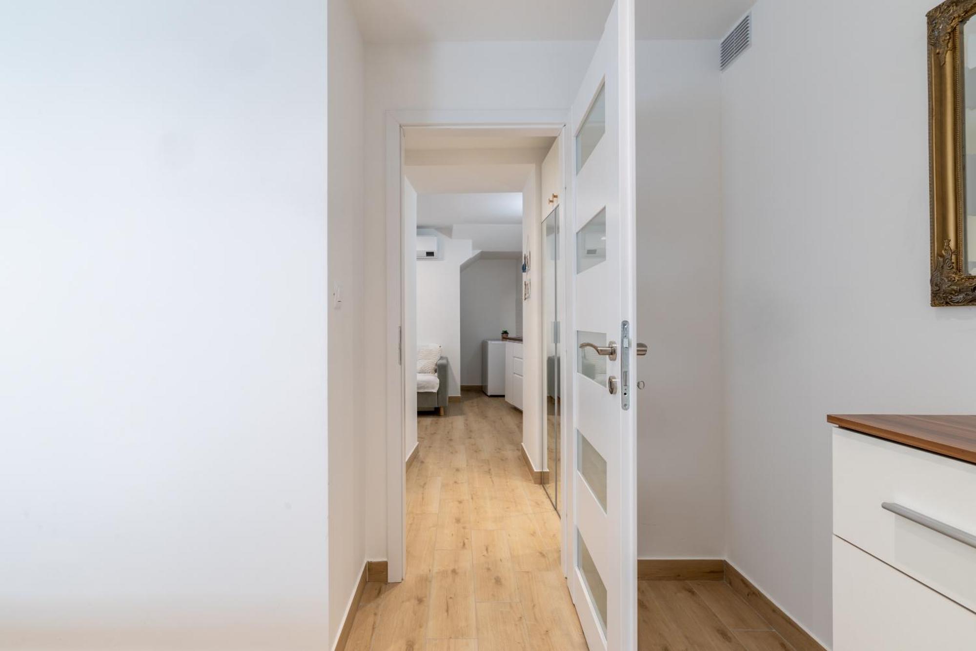 Ivan Apartament *